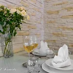 Penthouse Leonarda With Private Parking